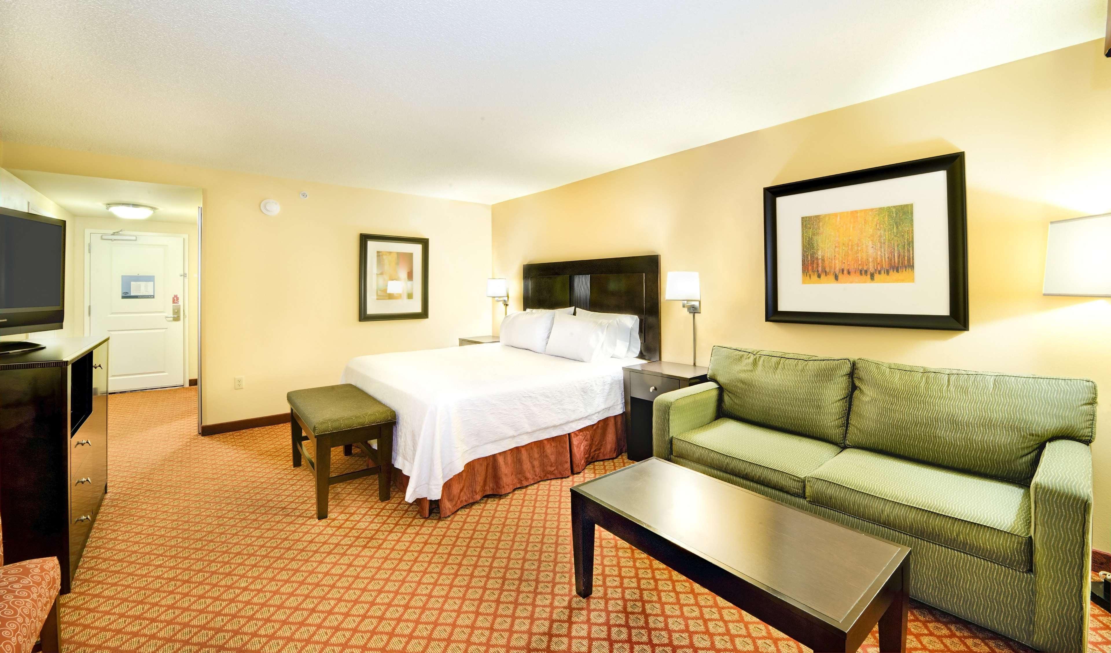Hampton Inn & Suites Скотсборо Экстерьер фото